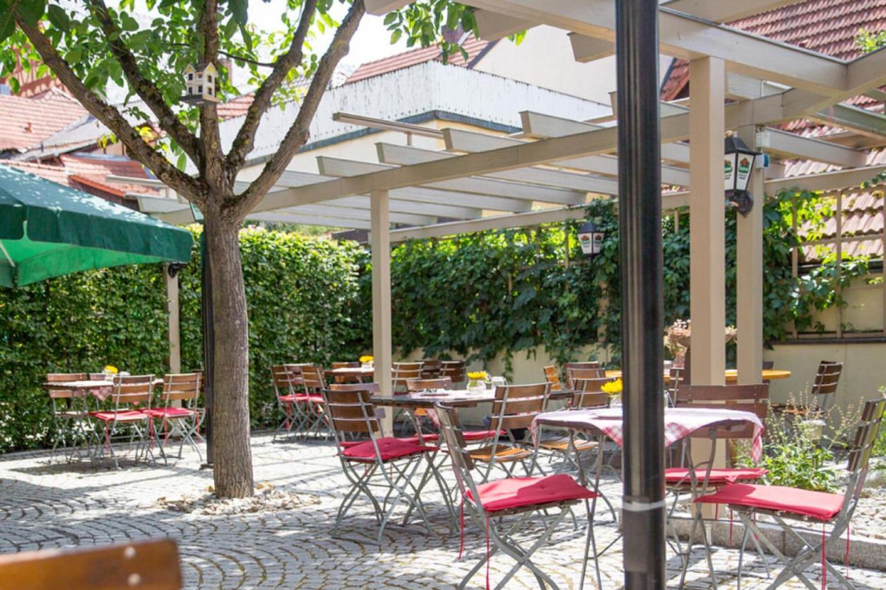 Herrenschenke-Cafe Eiring Königsberg in Bayern エクステリア 写真